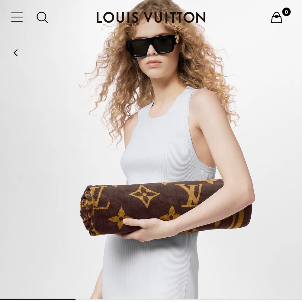 Louis Vuitton oversized beach towel - Picture 7 of 7